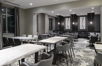 fairfield inn and suites by marriott boston logan airport chelsea