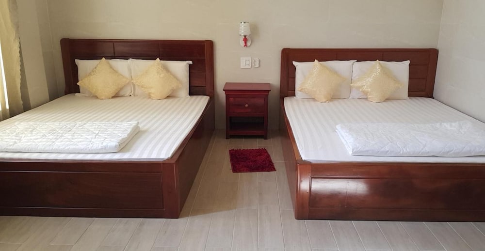 hotel van xuan 79
