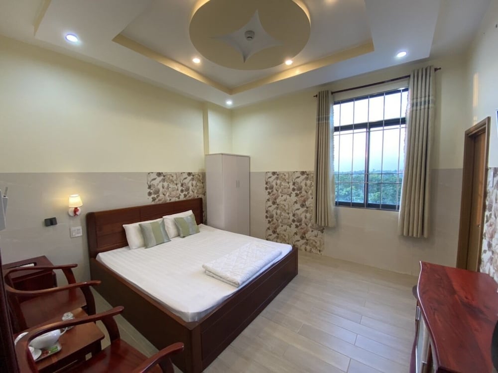 hotel van xuan 79
