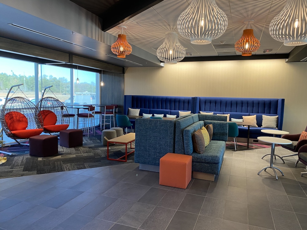 tru by hilton greensboro lake oconee