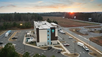tru by hilton greensboro lake oconee