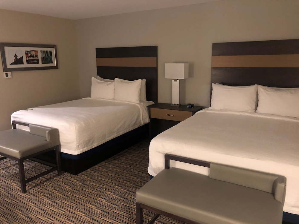 grandstay hotel and suites rock valley