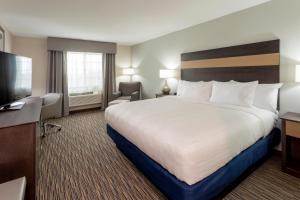 grandstay hotel and suites rock valley