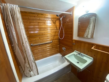hillcrest motel