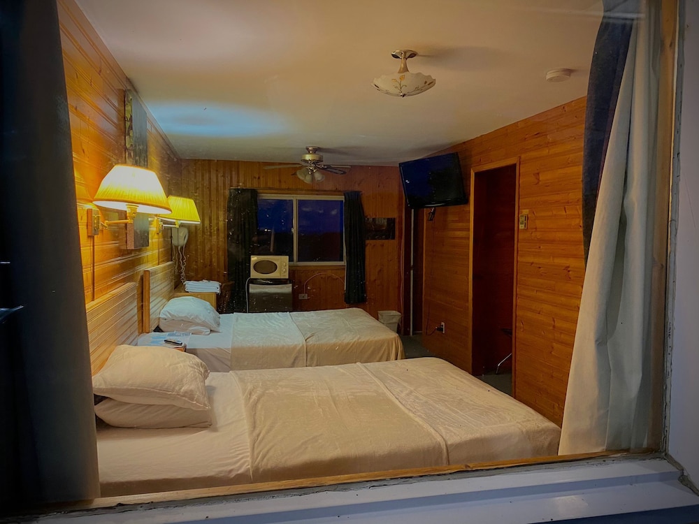 hillcrest motel