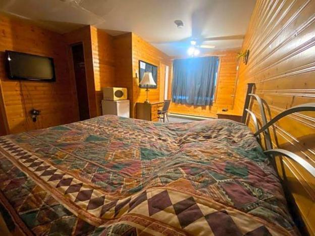 hillcrest motel