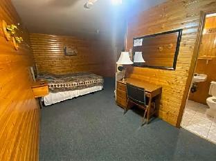 hillcrest motel