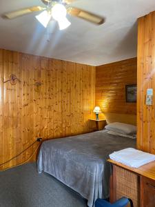 hillcrest motel