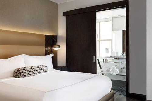 the sinclair autograph collection