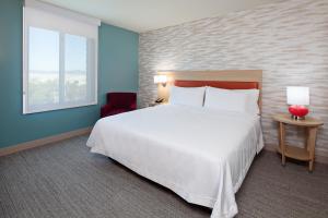 home2 suites by hilton alameda oakland airport