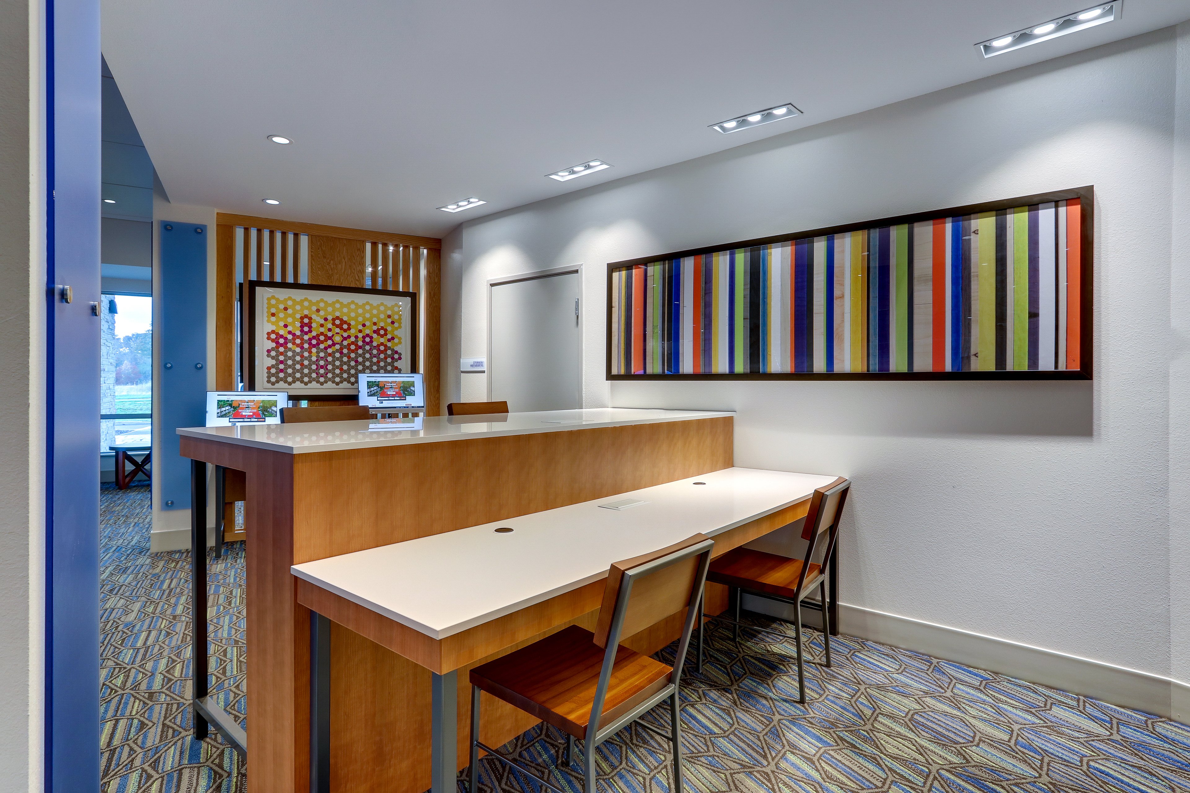 holiday inn express and suites middletown goshen