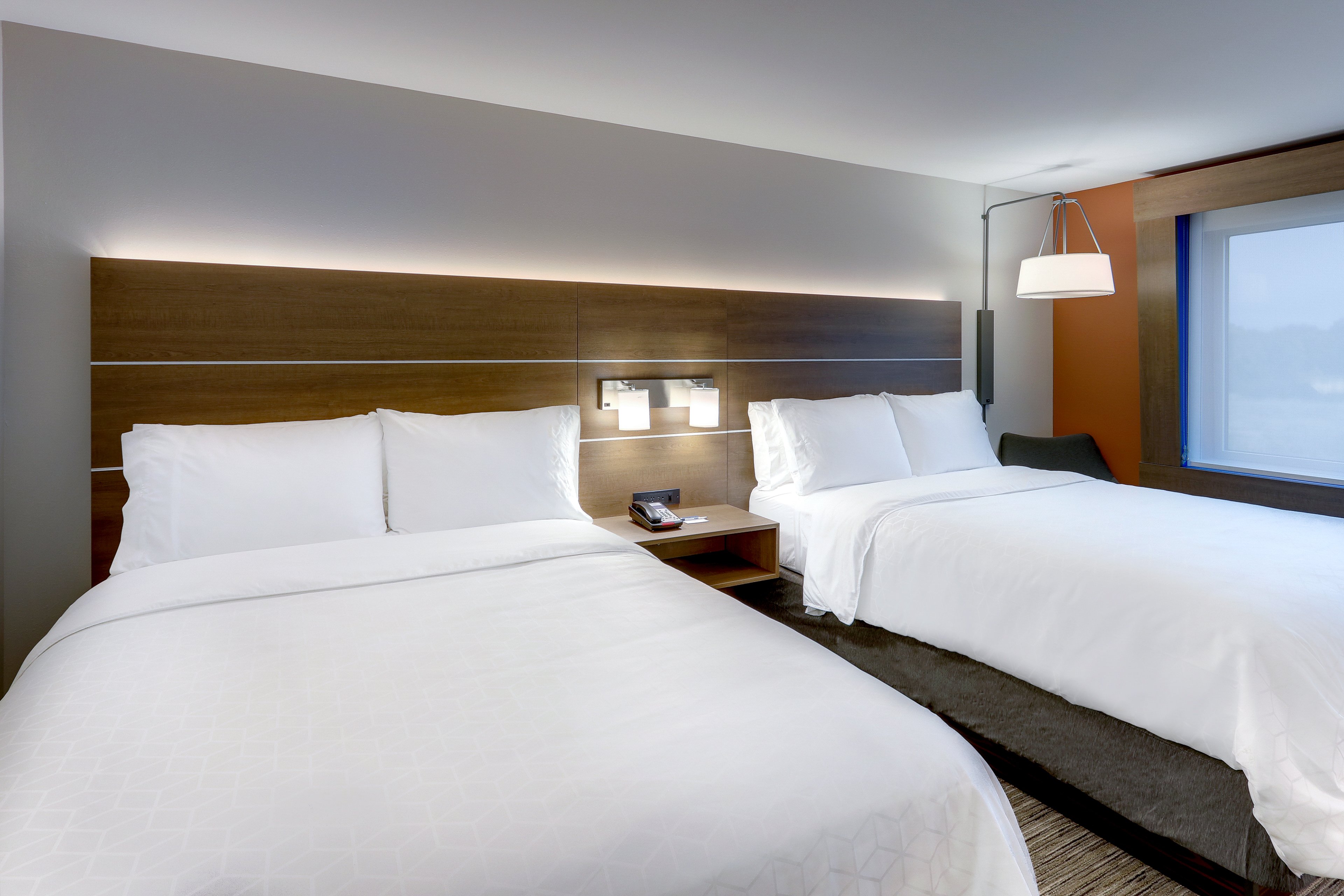 holiday inn express and suites middletown goshen