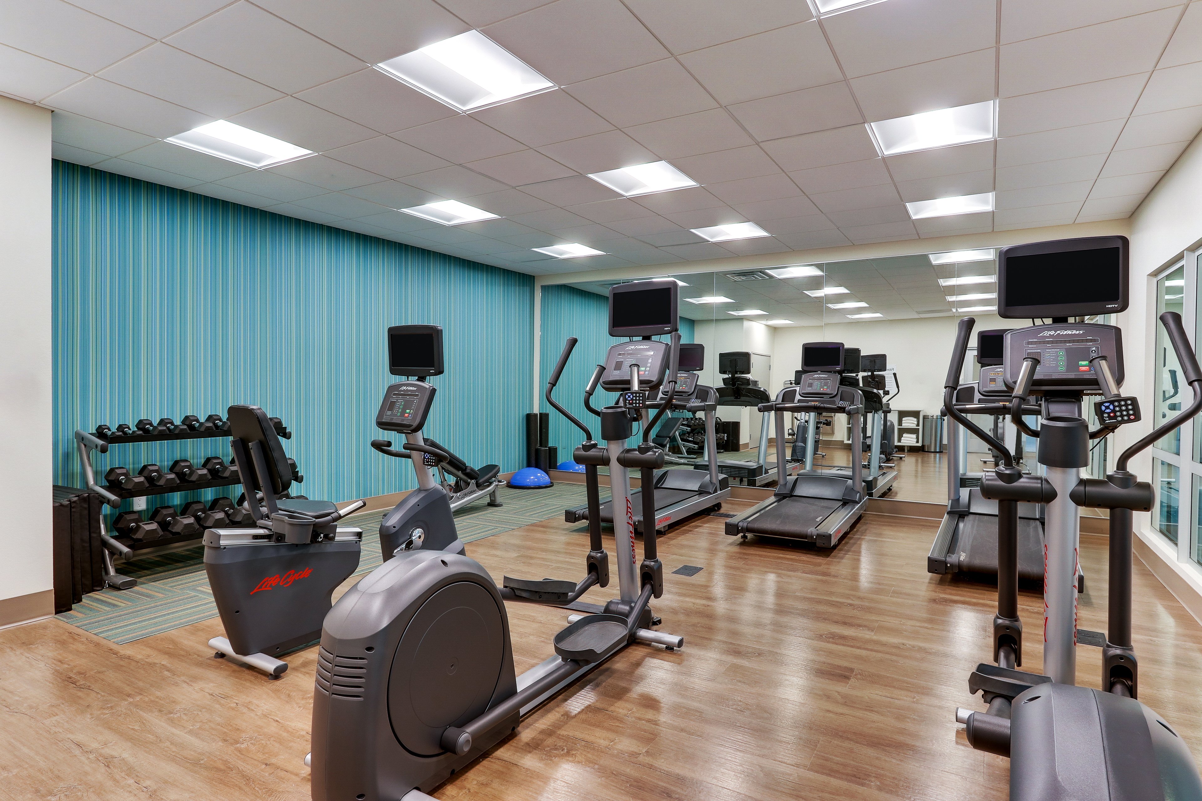 holiday inn express and suites middletown goshen