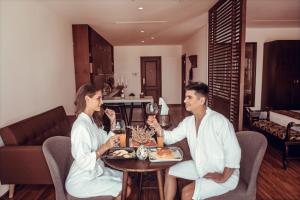 dong duong hotel