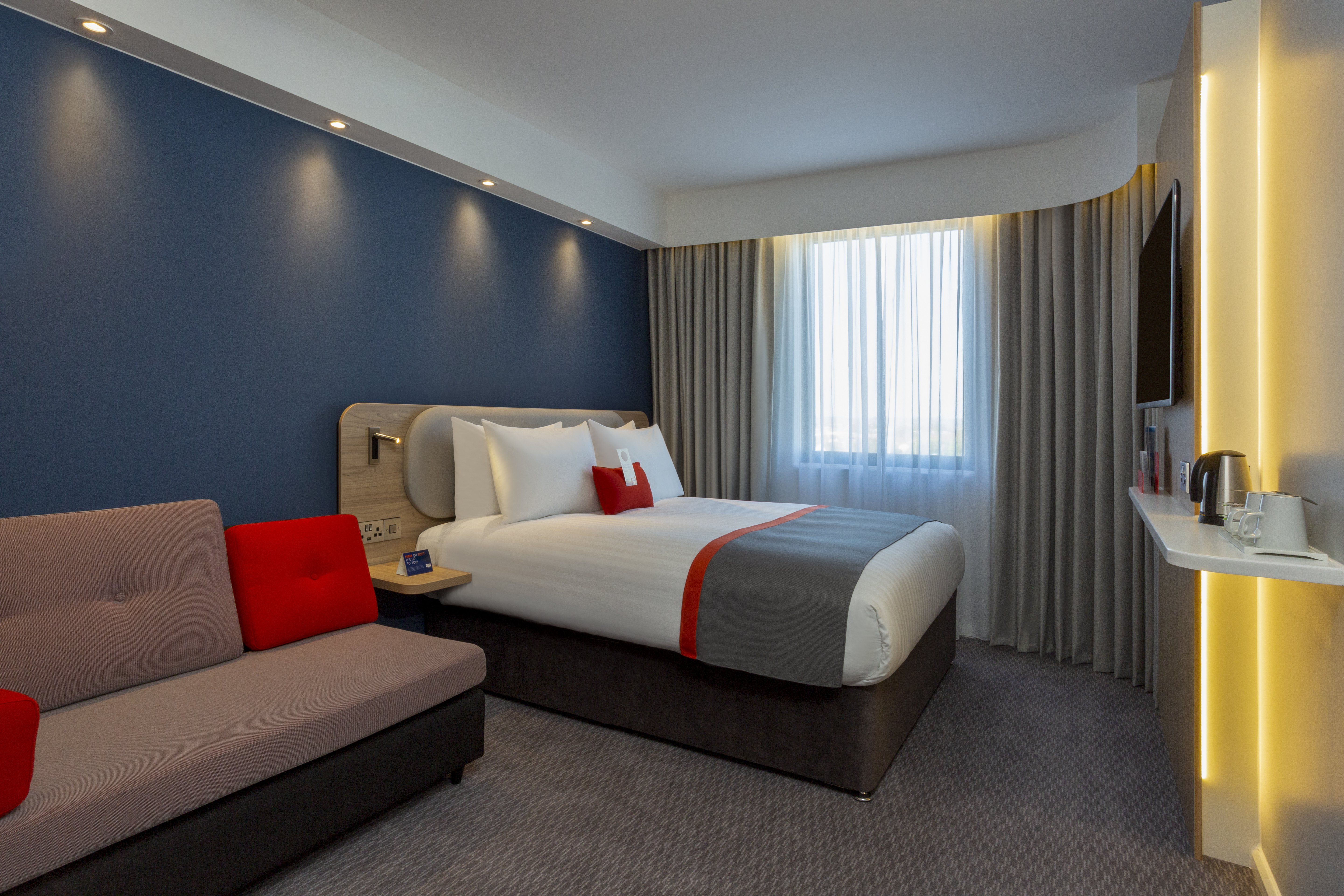 holiday inn express barrow in furness an ihg hotel