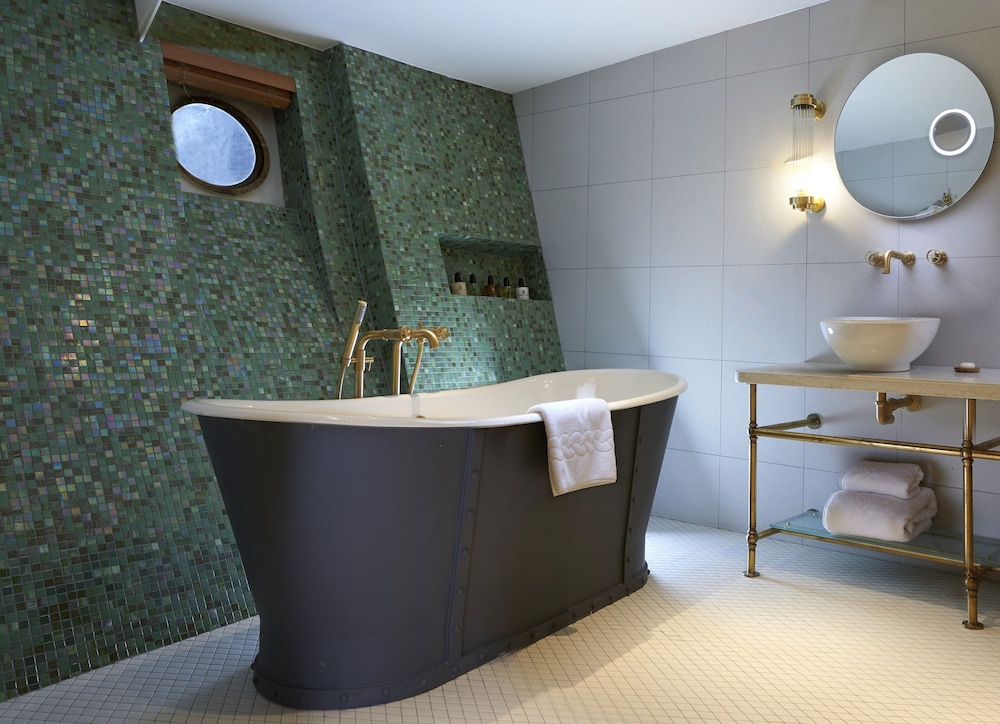 fingal a luxury floating hotel