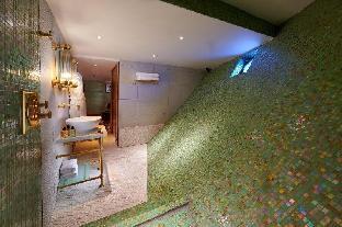 fingal a luxury floating hotel