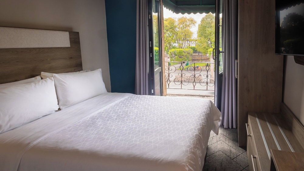 holiday inn express morelia centro historico by ihg