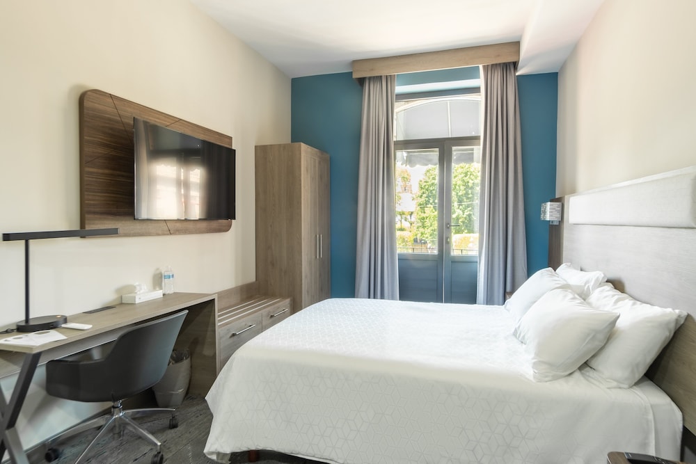 holiday inn express morelia centro historico by ihg