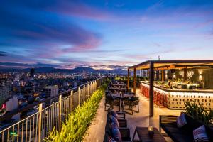 chicland danang beach hotel