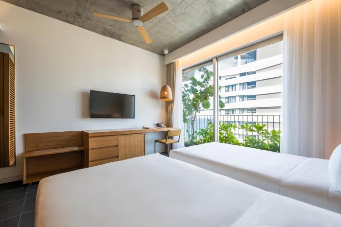 chicland danang beach hotel