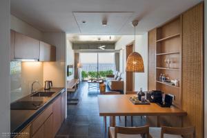 chicland danang beach hotel