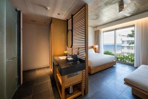 chicland danang beach hotel