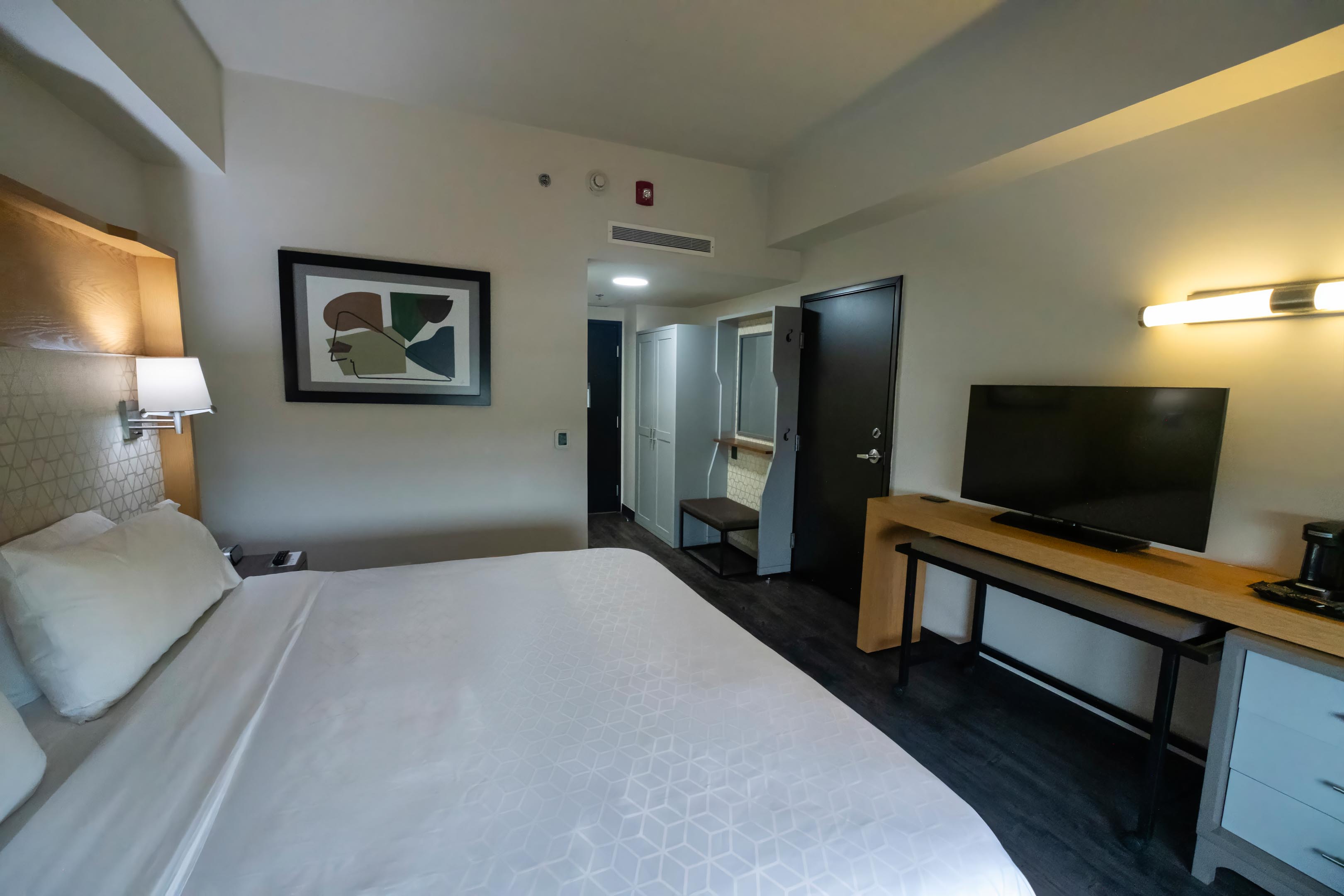 holiday inn uruapan by ihg