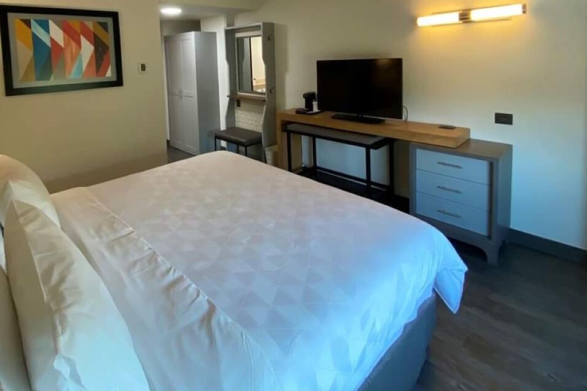 holiday inn uruapan by ihg