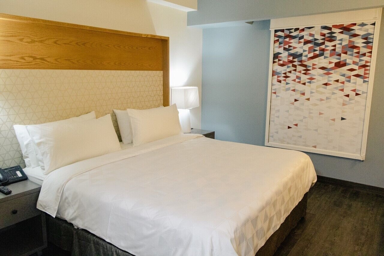 holiday inn uruapan by ihg