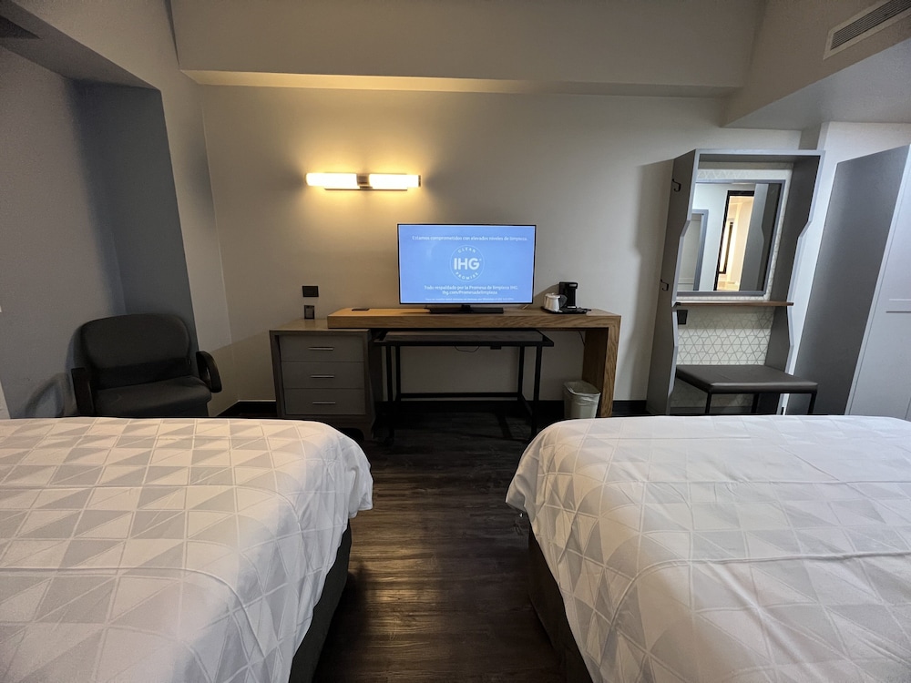 holiday inn uruapan by ihg