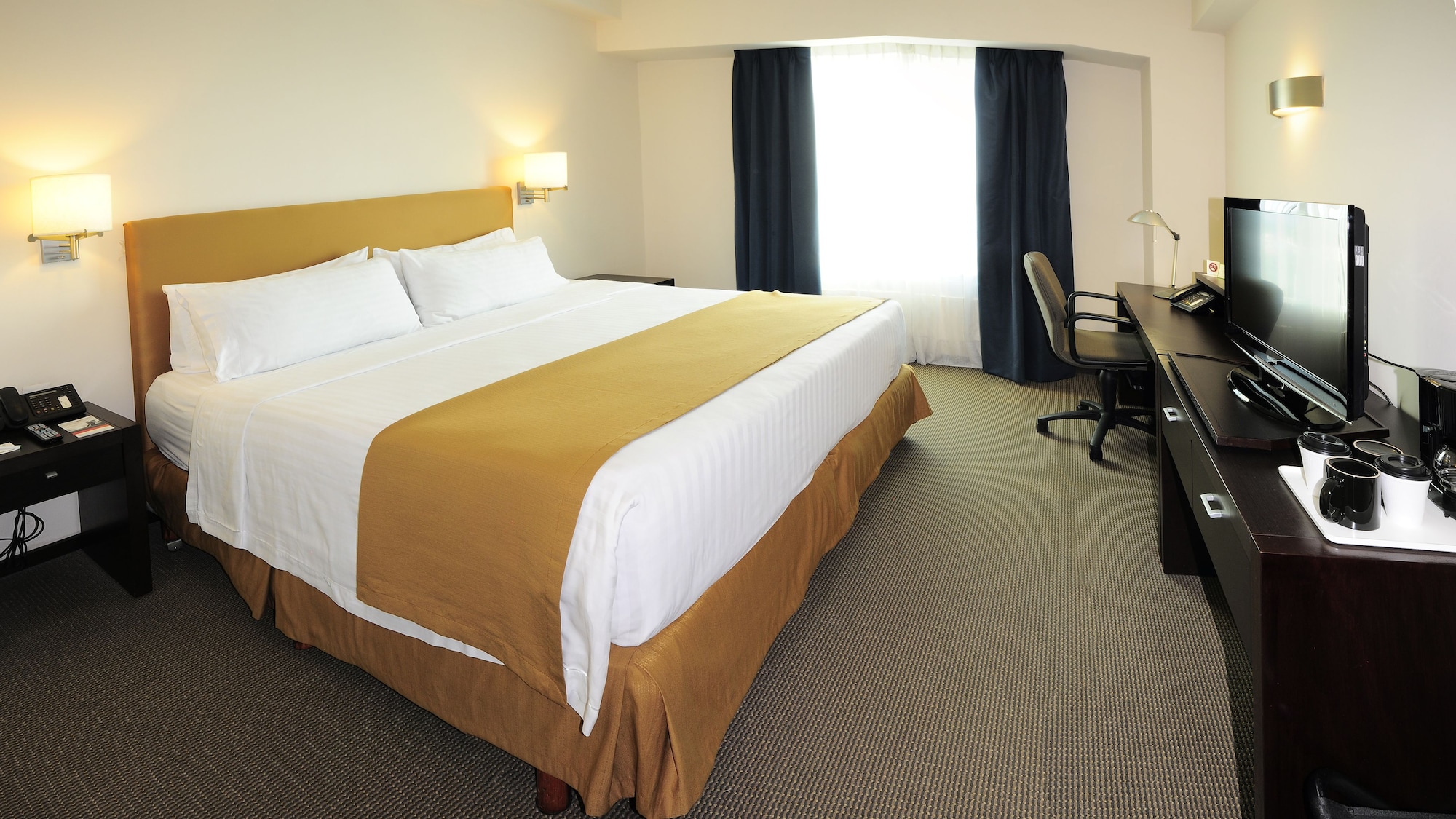 holiday inn uruapan by ihg
