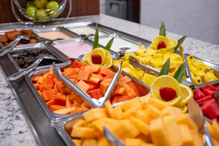 holiday inn uruapan by ihg