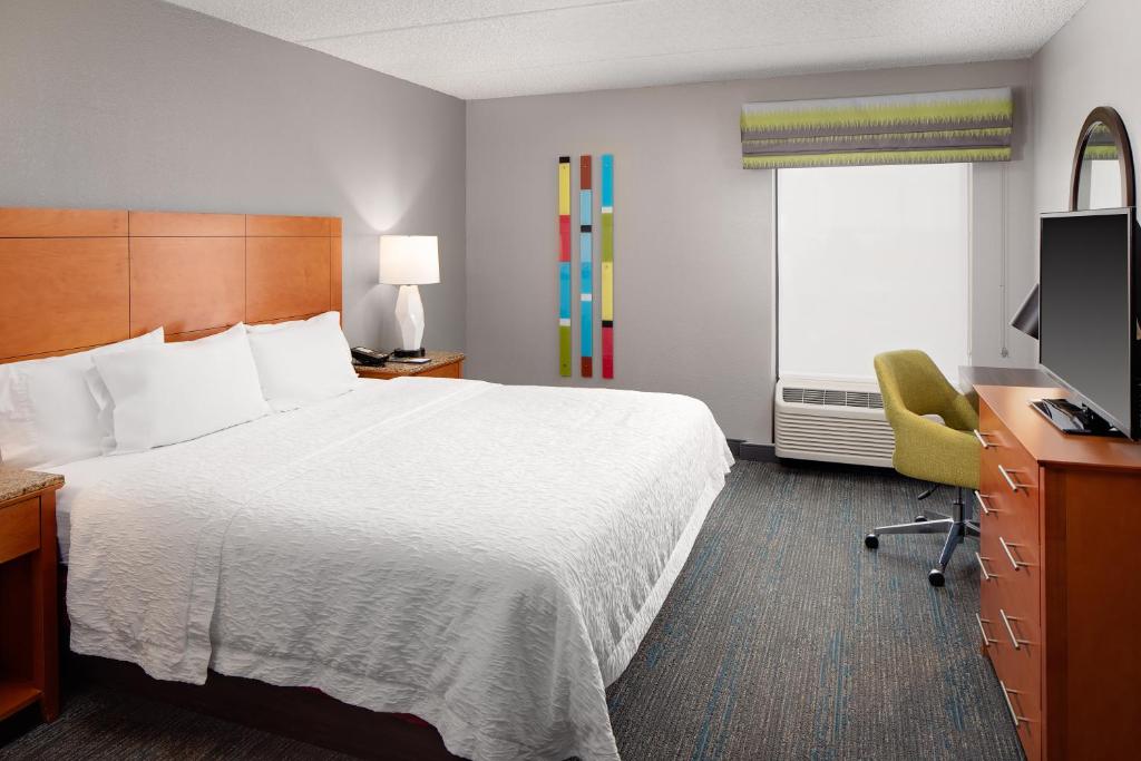 hampton inn and suites houston medical center nrg park