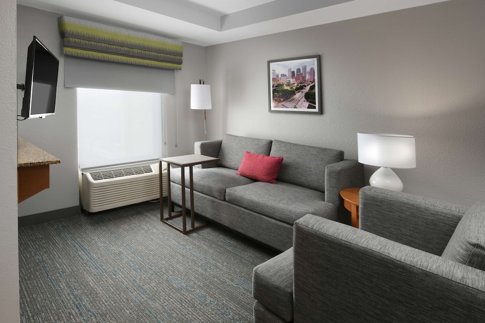 hampton inn and suites houston medical center nrg park