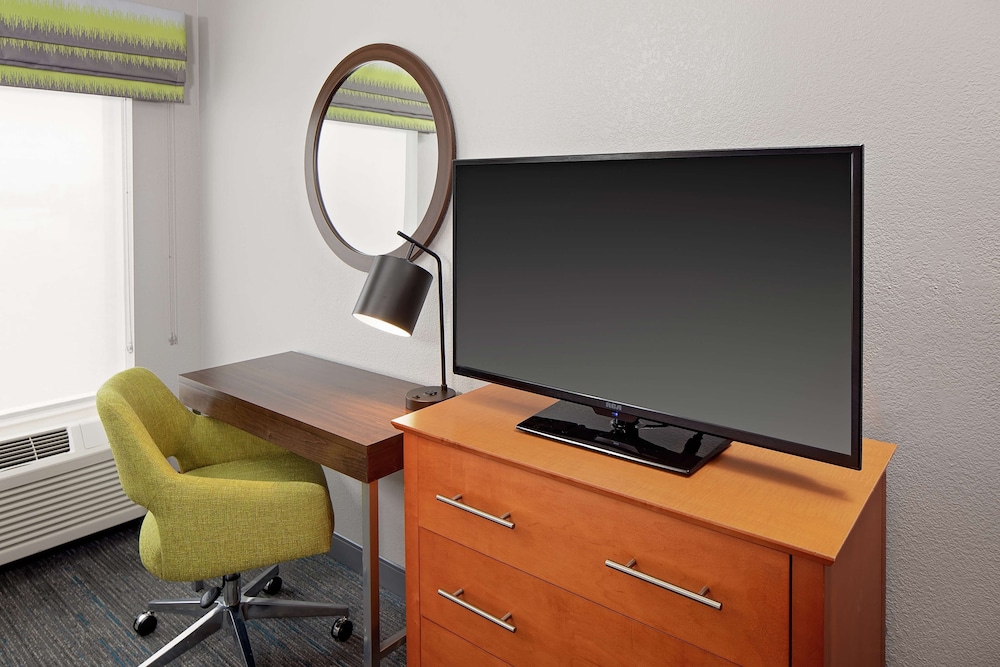 hampton inn and suites houston medical center nrg park