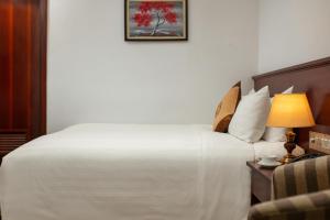 may de ville trendy hotel and spa