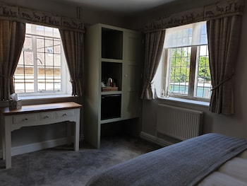 bourton on the water