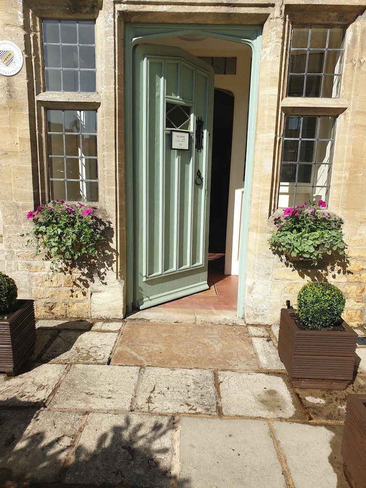 bourton on the water