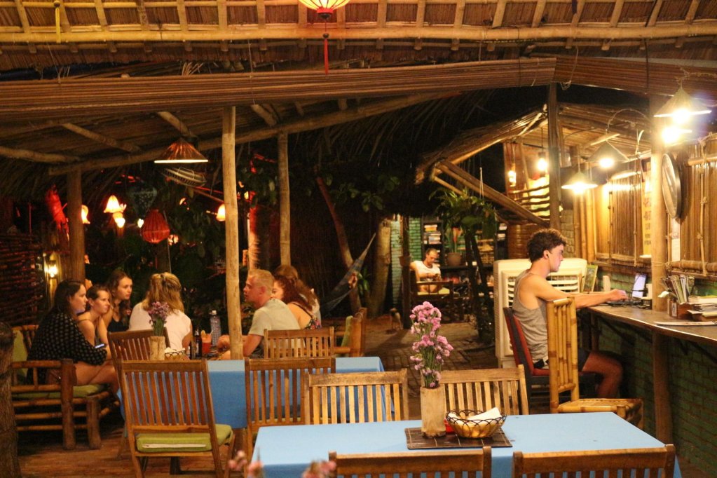 under the coconut tree hostel