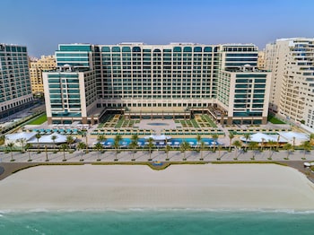 hilton dubai palm jumeirah