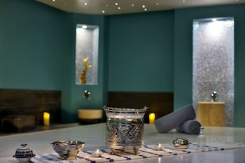 hilton dubai palm jumeirah