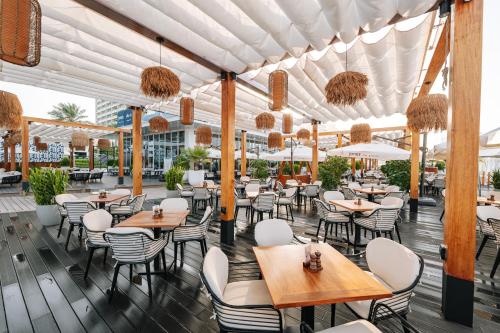 hilton dubai palm jumeirah