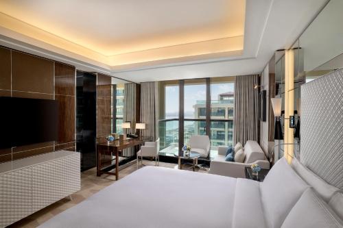 hilton dubai palm jumeirah