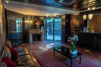 hotel boutique castillo rojo