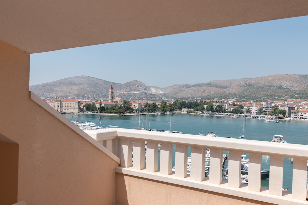 Hotel Trogir Palace,Trogir>>Split,4 star