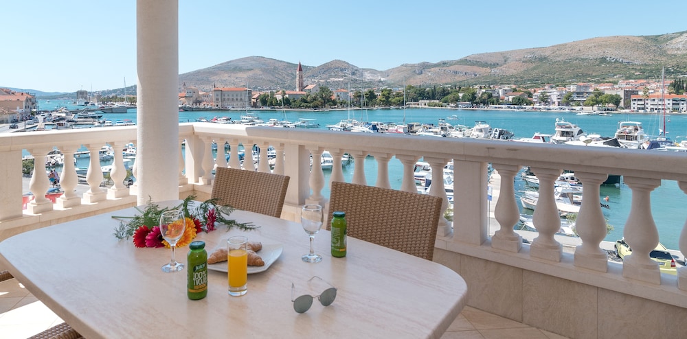 Hotel Trogir Palace,Trogir>>Split,4 star