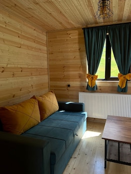 twin cottages kazbegi