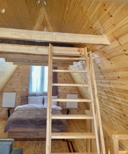 twin cottages kazbegi