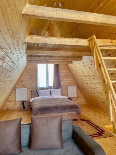 twin cottages kazbegi